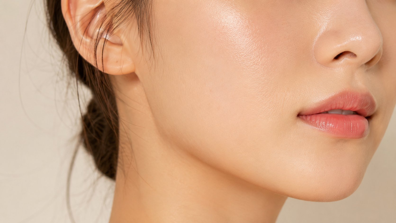 So sánh elastin và collagen trên cấu trúc da mặt
