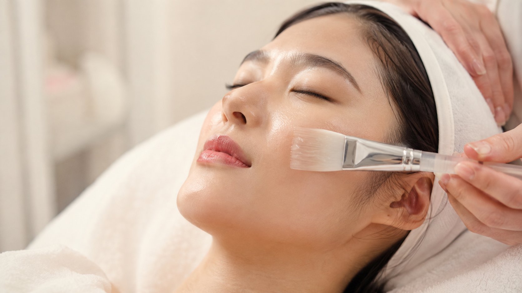 Peel Da Có Làm Mỏng Da Không? Sự Thật Về Cơ Chế Peel